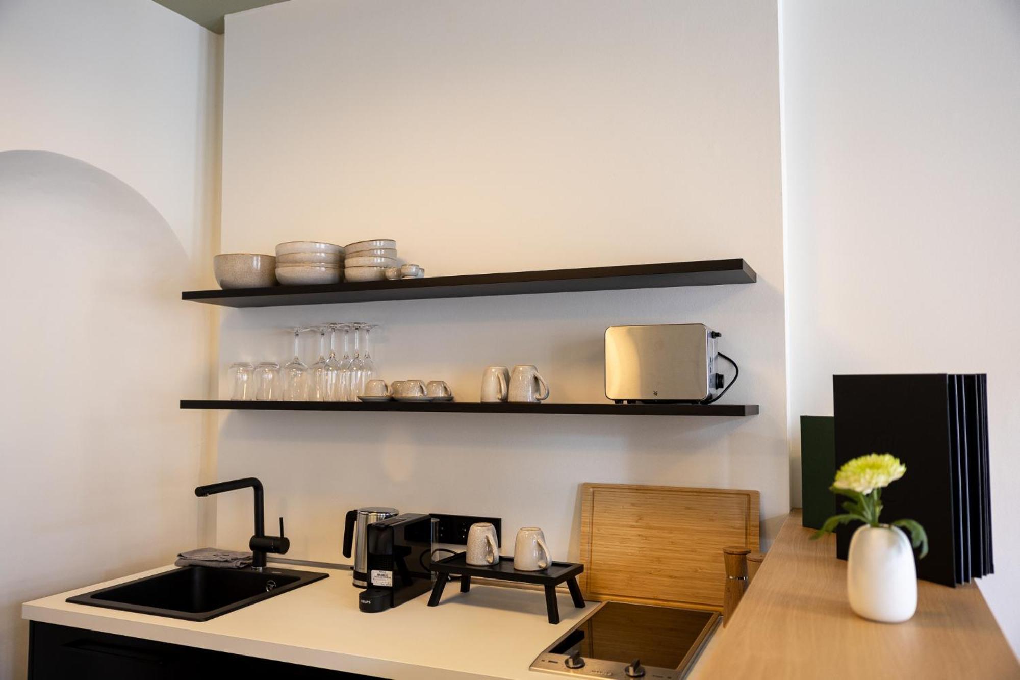 Apartment 9 *
