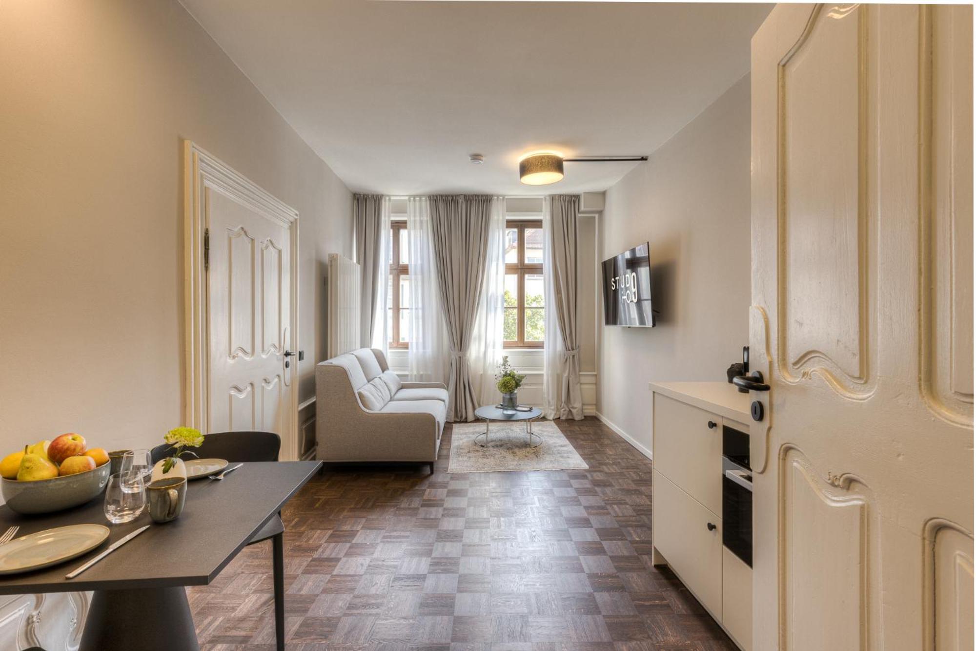 Apartment 9 *