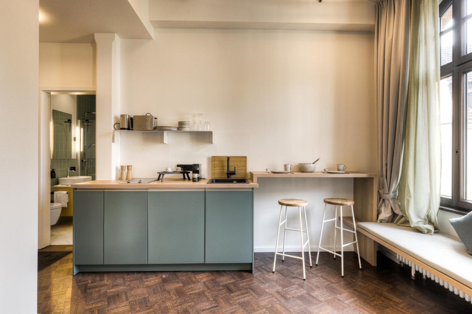9 Apartment