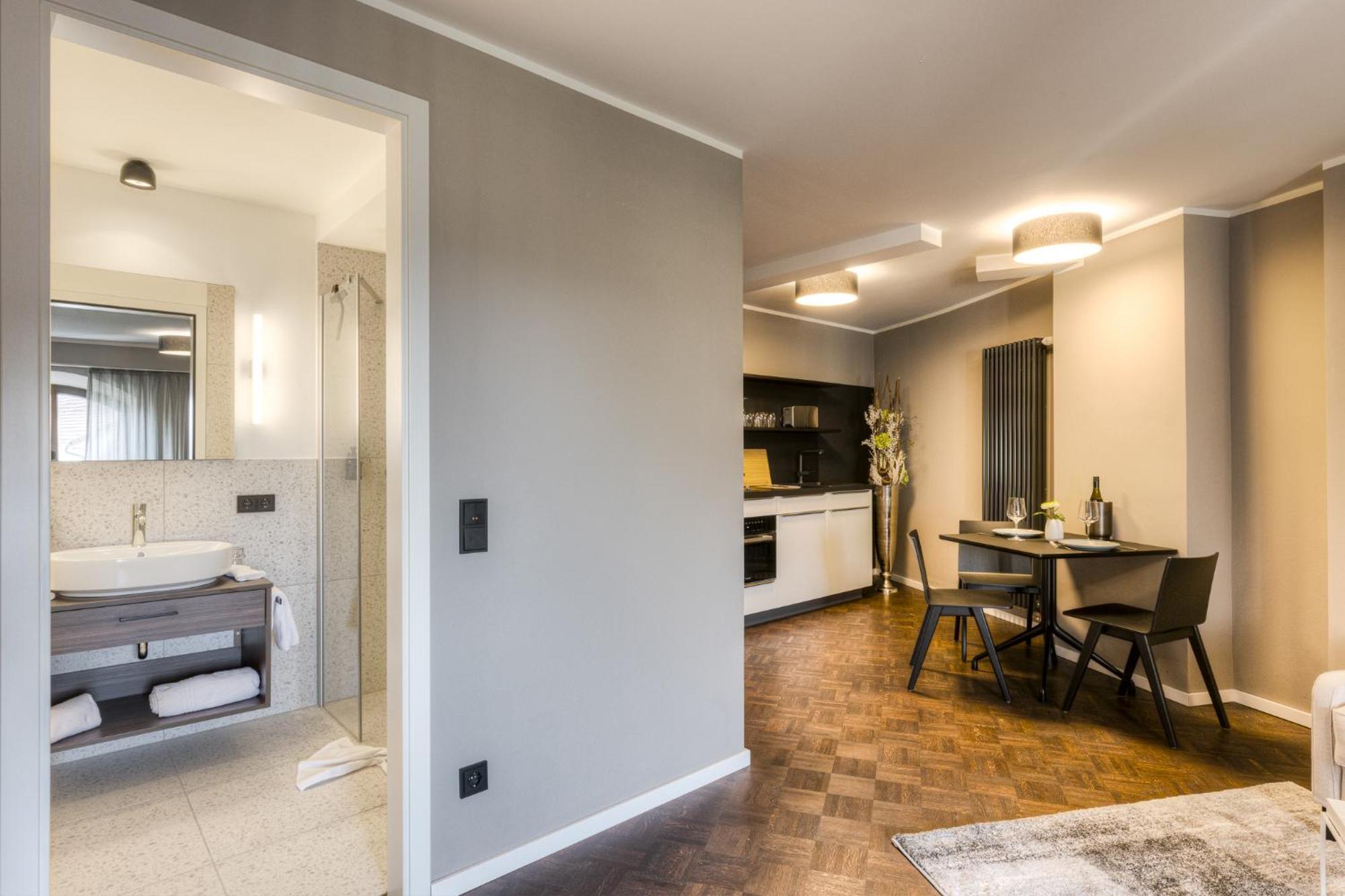 Apartment 9