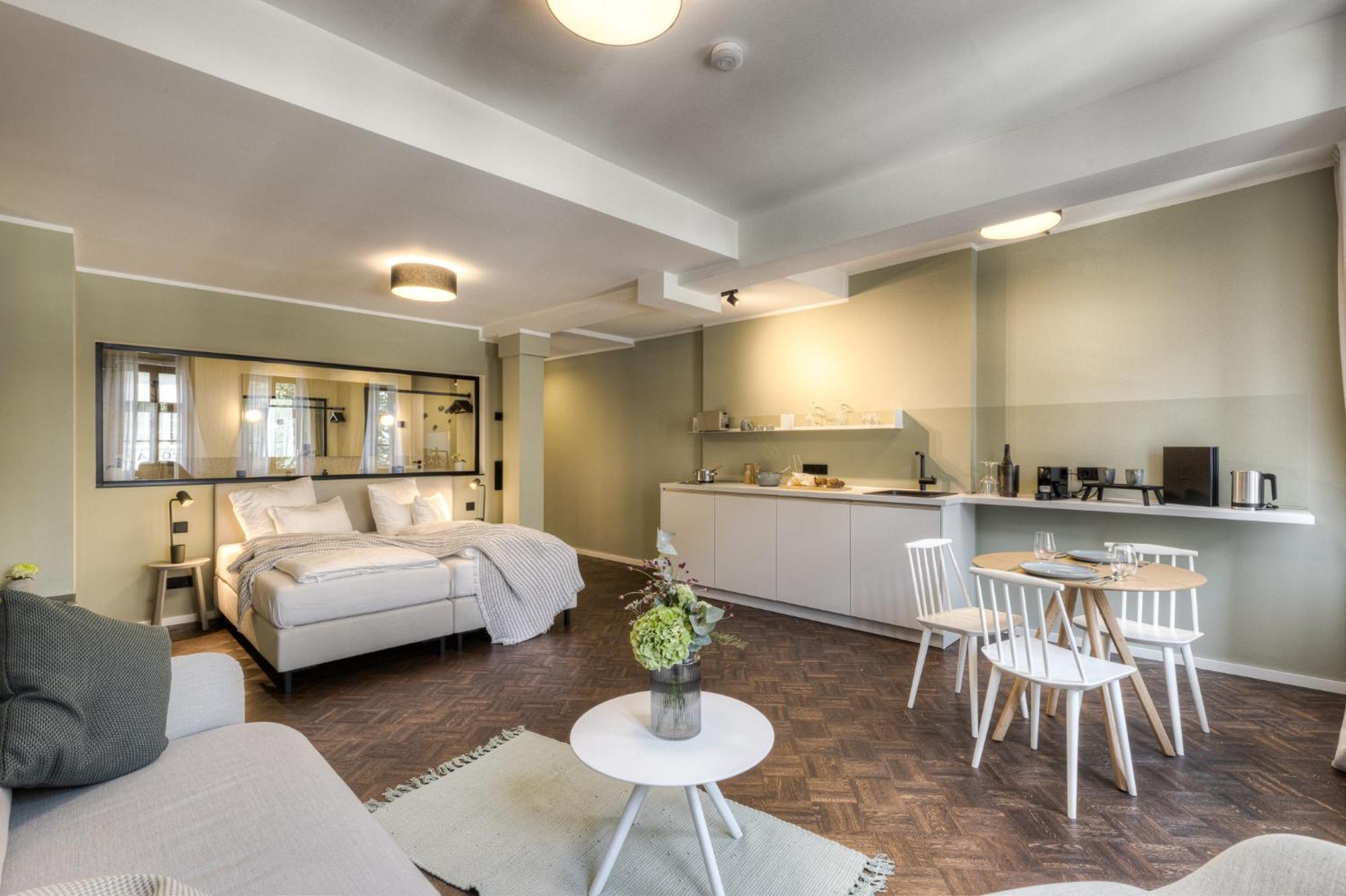 9 Apartment