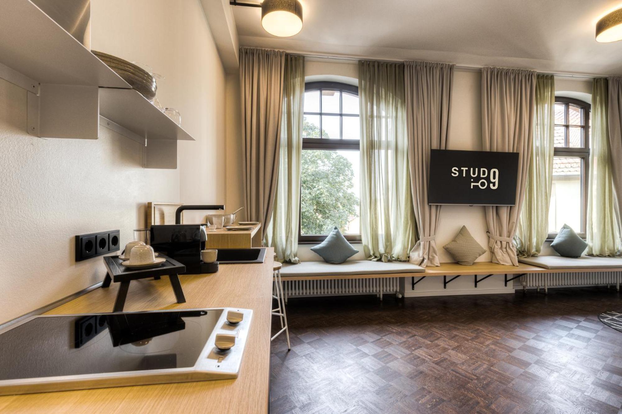 Apartment 9